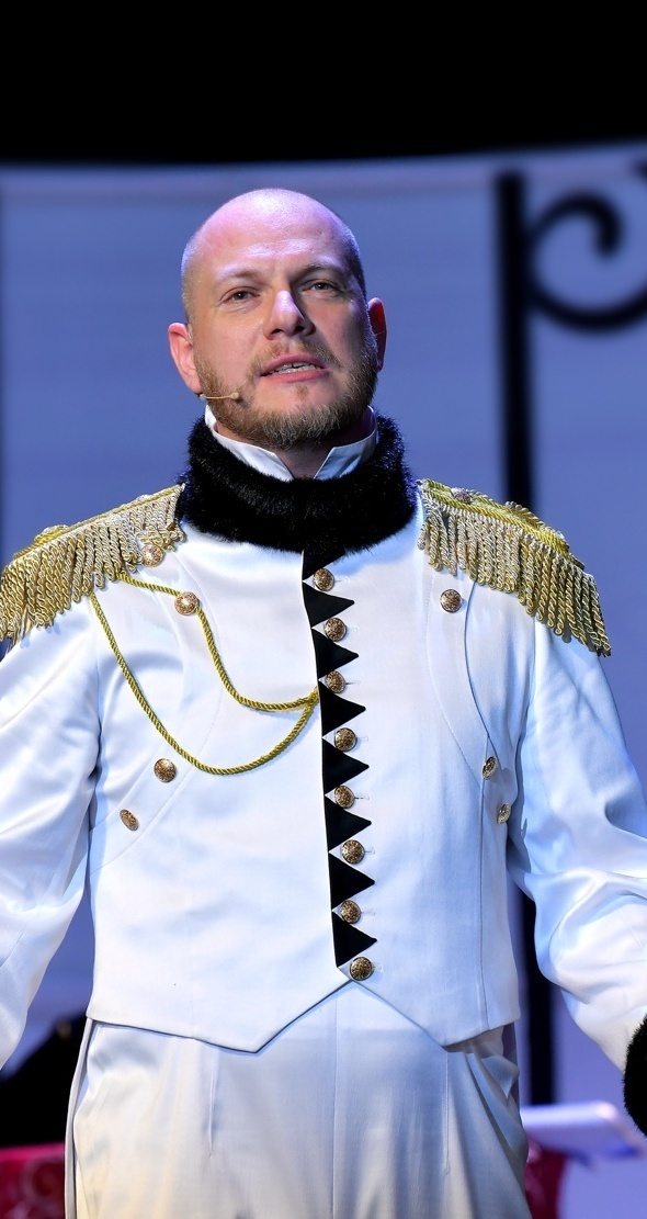 Лайт-опера "Мертвые души"