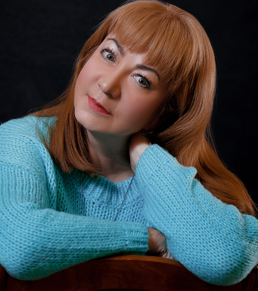 Елена Антонова. Директор и Художественный руководитель театра. Заслуженный работник культуры РТ