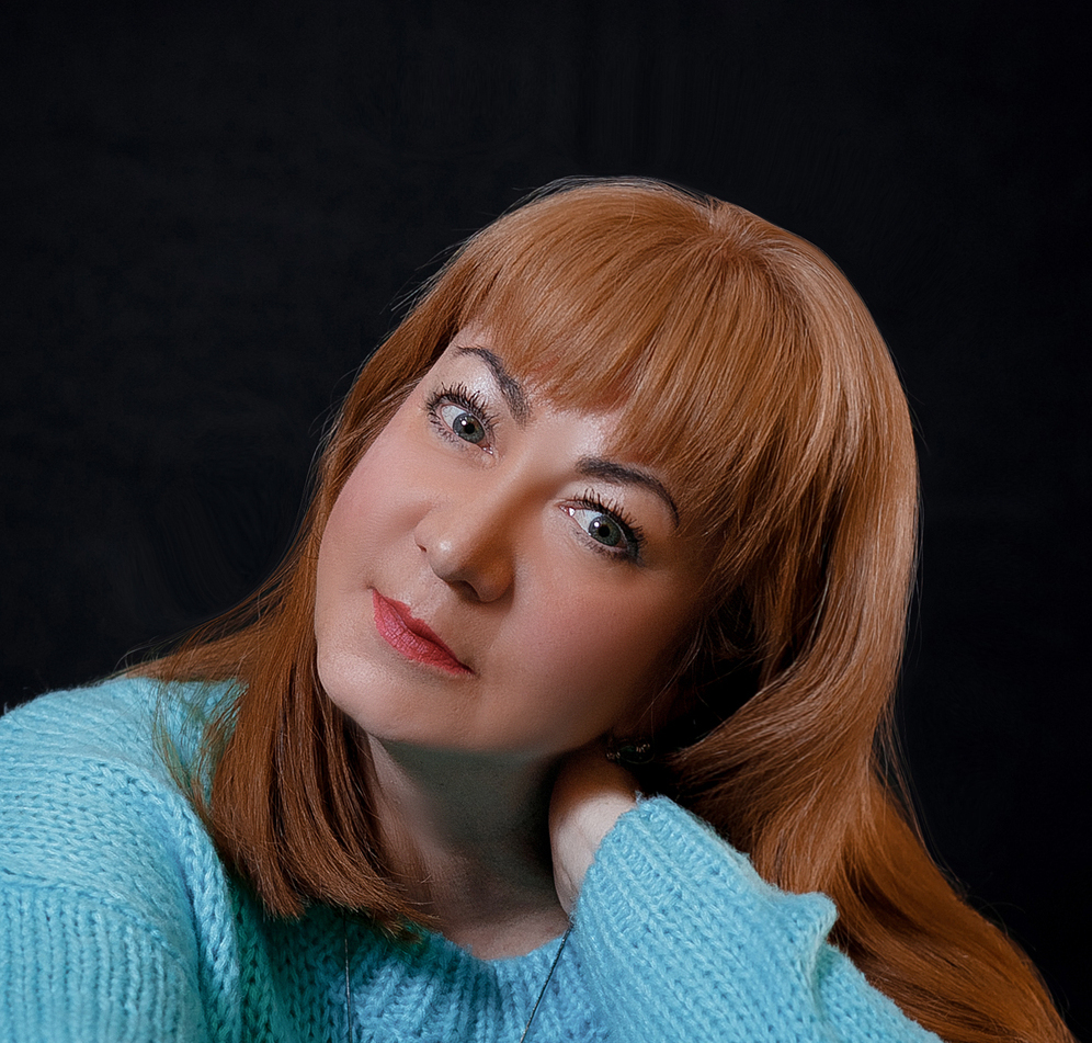 Елена Антонова. Директор и Художественный руководитель театра. Заслуженный работник культуры РТ