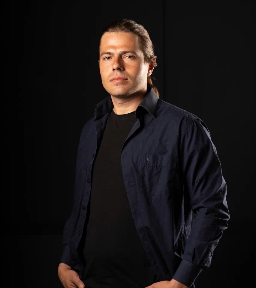 Валерий Митрошин. Артист