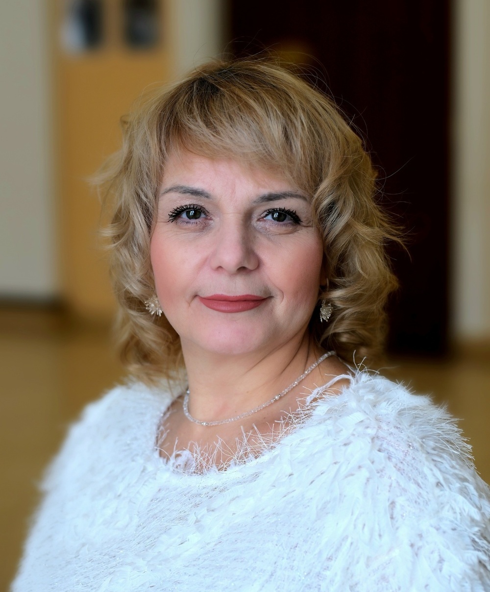 Елена Попова. Главный Администратор